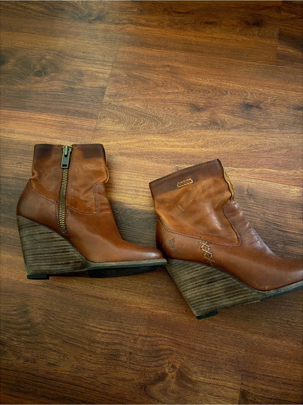 Frye women’s Brown Leather Wedge Ankle Boots